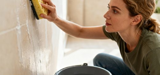 Jak skutecznie wyczyścić różne typy ścian?